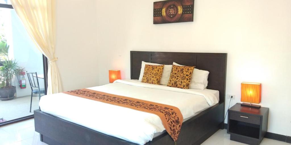 Двухместный (Двухместный номер с 1 кроватью и видом на бассейн) отеля Monaburi Hotel, Пхукет