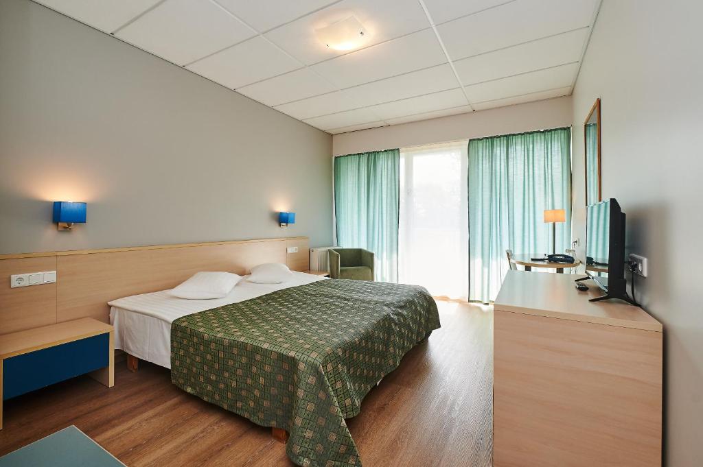 Двухместный (Стандартный двухместный номер с 2 отдельными кроватями) отеля Spa Hotel Rüütli, Курессааре