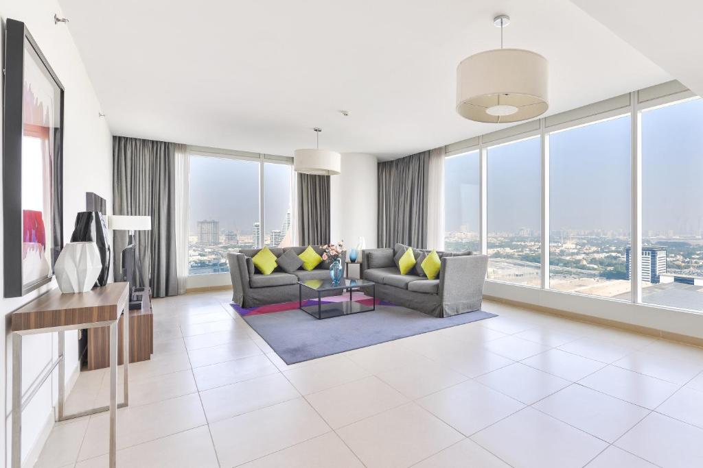Апартаменты (Апартаменты Делюкс с 1 спальней) апарт-отеля Nassima Towers Hotel Apartments, Дубай