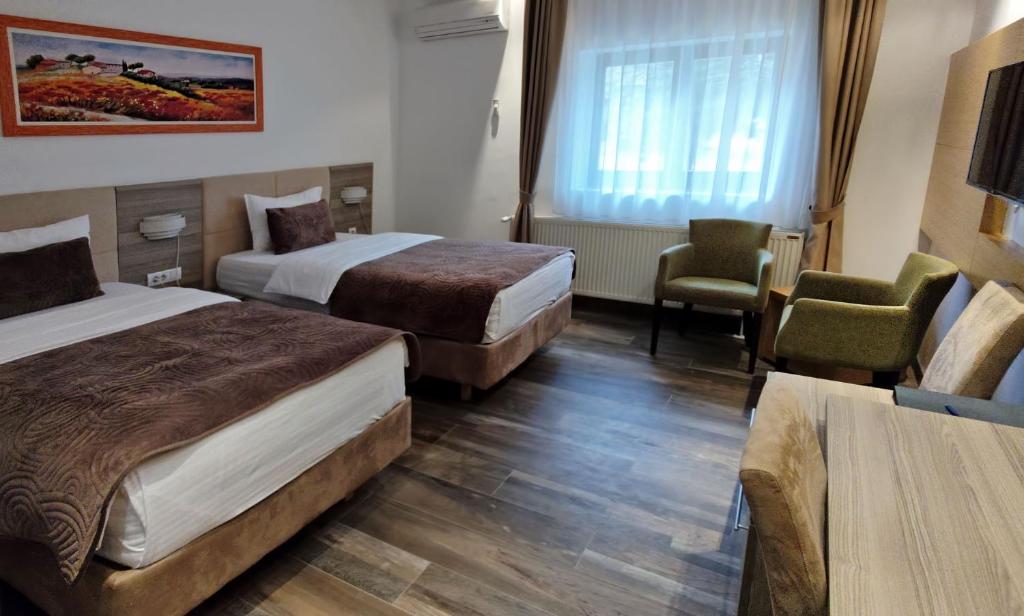Двухместный (Двухместный номер с 2 отдельными кроватями) отеля Tourist Resort Ribarsko Ostrvo, Нови-Сад