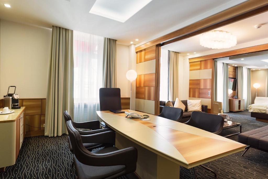 Сьюит (St.Gotthard Presidential Suite), Hotel St.Gotthard