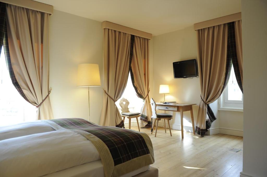 Двухместный (Двухместный номер «Комфорт» с 1 кроватью или 2 отдельными кроватями) отеля Hotel Bernina 1865, Самедан