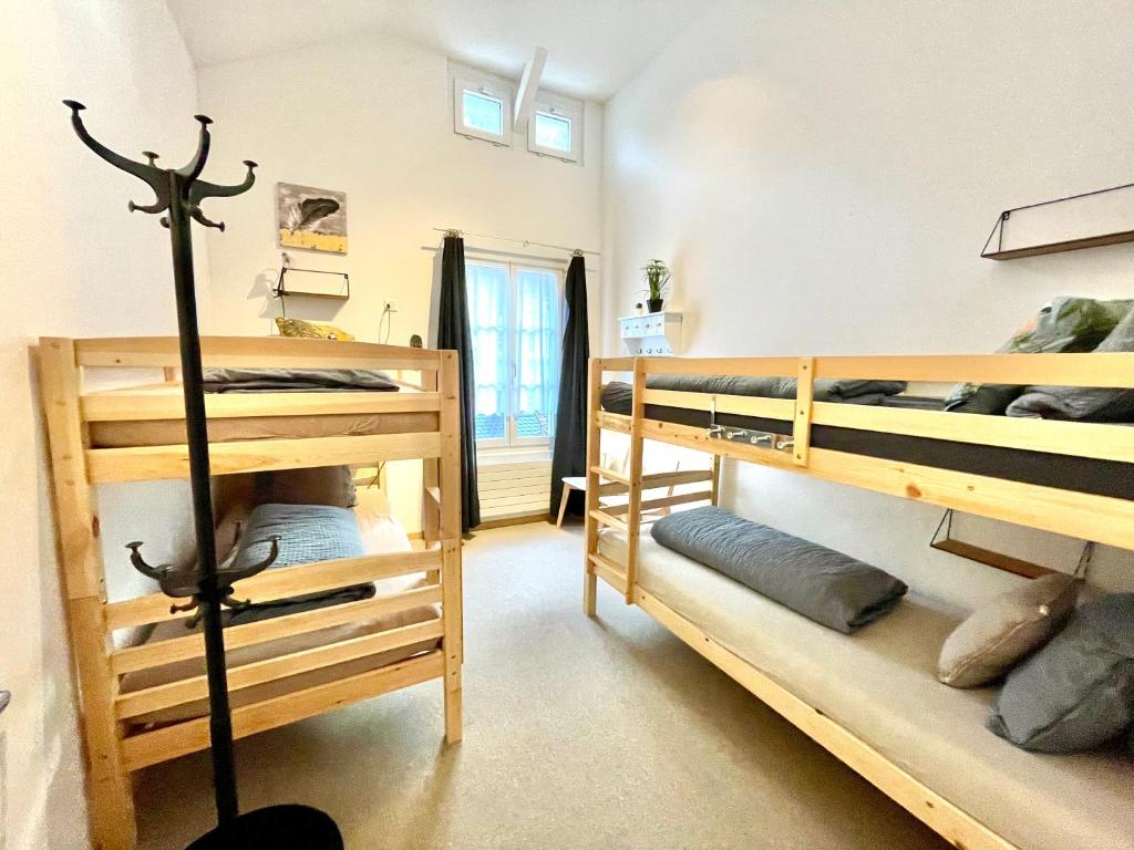 Четырехместный (Четырехместный номер «Комфорт») хостела VIVA Hostel, Кур