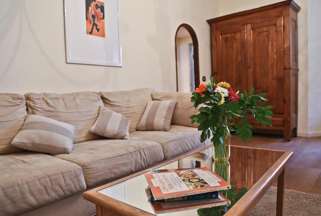 Апартаменты (Апартаменты с 1 спальней: Via della Spada, 6), Apartments Florence- Duomo