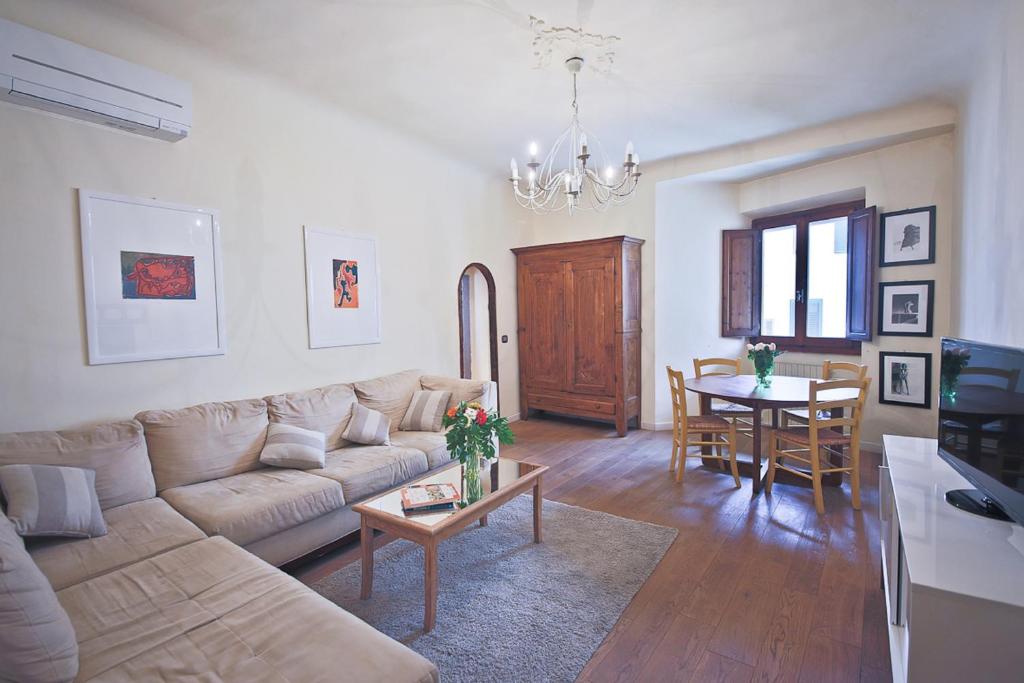 Апартаменты (Апартаменты с 1 спальней: Via della Spada, 6), Apartments Florence- Duomo