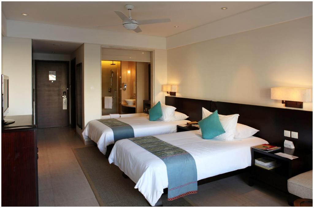 Двухместный (Стандартный двухместный номер с 1 кроватью или 2 отдельными кроватями - Завтрак для 1 гостя) курортного отеля Howard Johnson Resort Sanya Bay, Санья