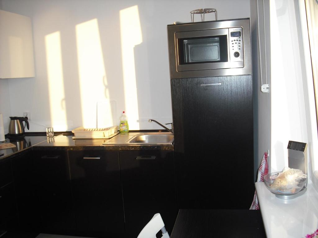 Трехместный (Трехместный номер с общей ванной комнатой) семейного отеля Pokoje w Apartamencie Danuta, Гдыня