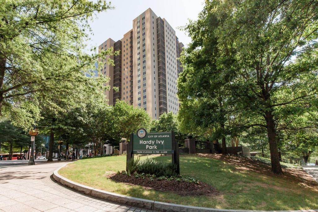 Апартаменты (Апартаменты), Newly Renovated Comfy Modern 1 BR l Heart of Atlanta Downtown