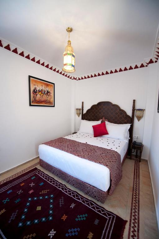 Двухместный (Двухместный номер Делюкс с 1 кроватью и видом на море) отеля Dar Yasmine, Танжер