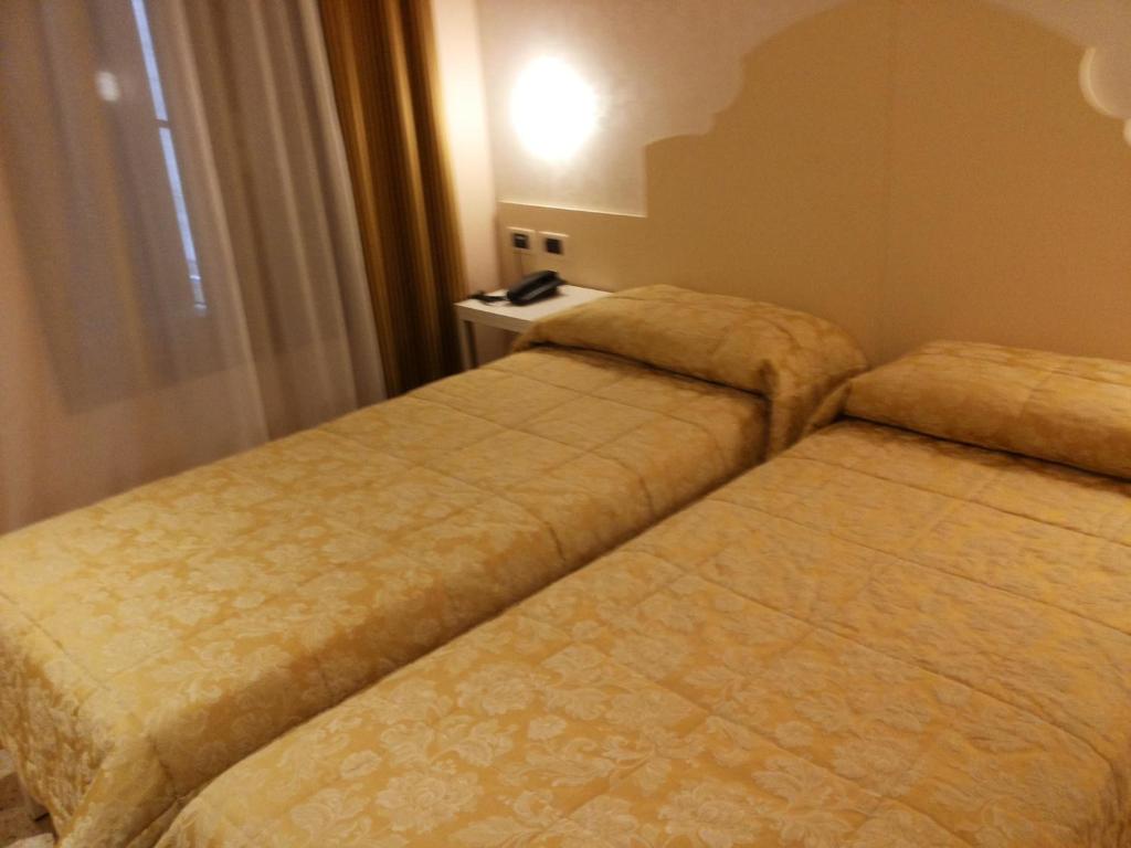 Двухместный (Двухместный номер эконом-класса с 1 кроватью) отеля Hotel Adriatico, Венеция