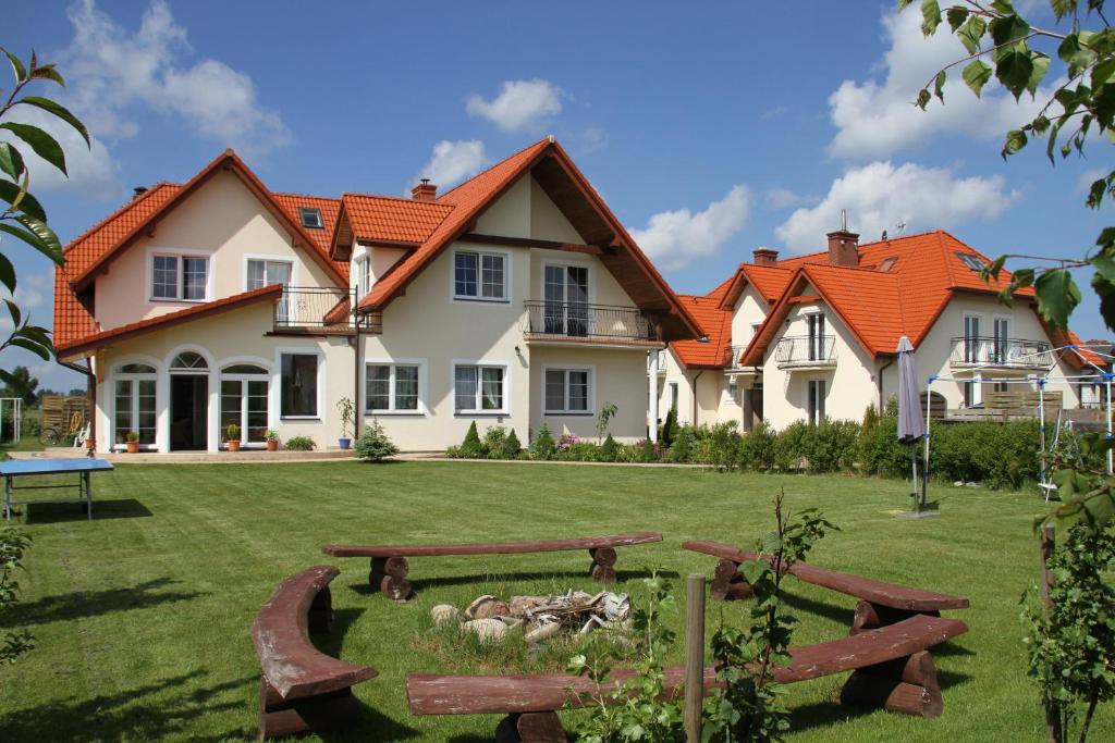 Гостевой дом Dworek Łeba, Леба