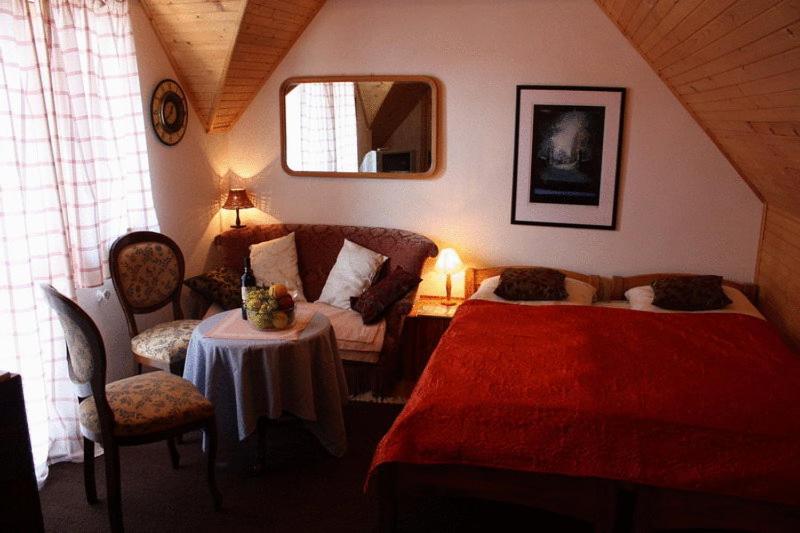 Двухместный (Двухместный номер с 1 кроватью или 2 отдельными кроватями) гостевого дома Pension Anna, Велька Ломница