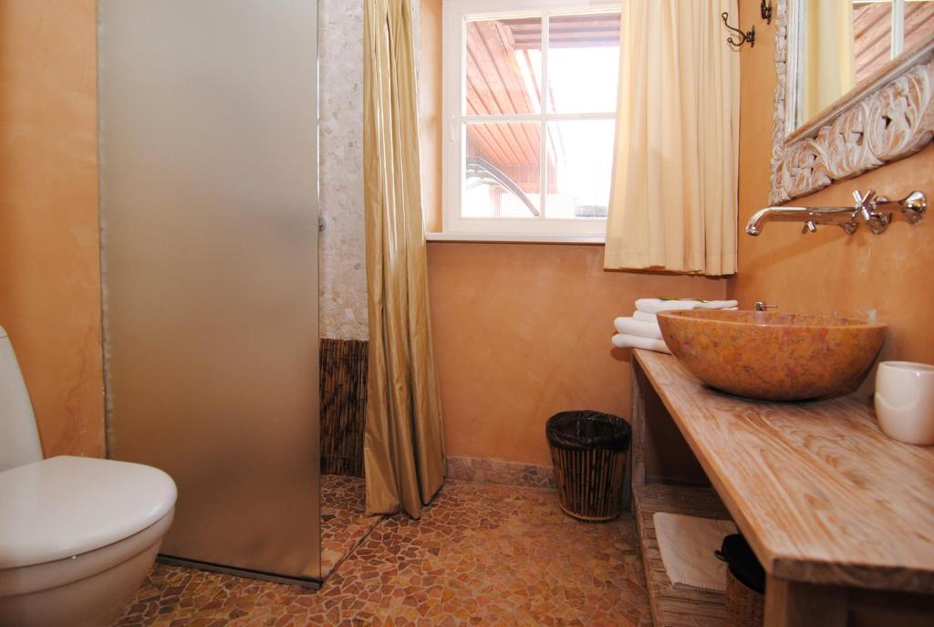 Двухместный (Двухместный номер с 1 кроватью и террасой) гостевого дома Juodasis Kalnas, Юодкранте