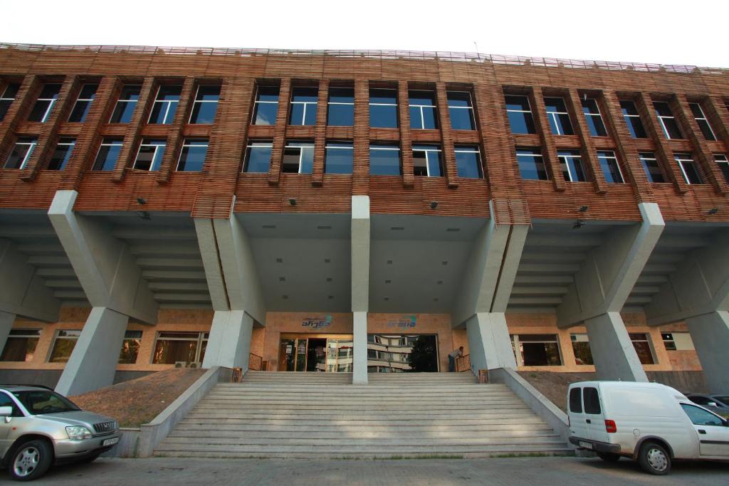 Отель Arena