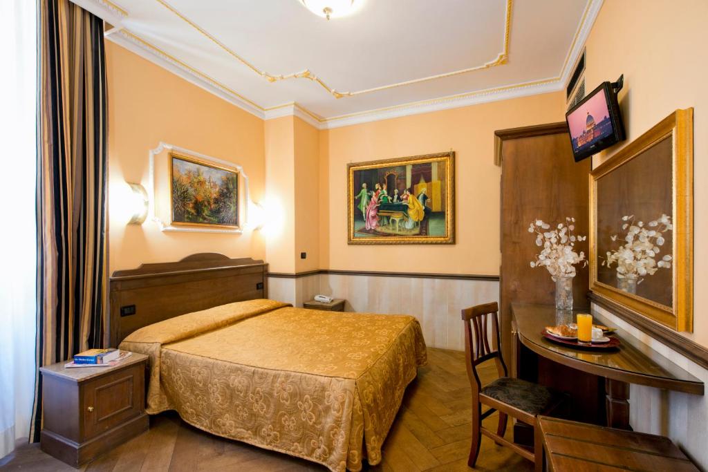 Двухместный (Стандартный двухместный номер с 1 кроватью или 2 отдельными кроватями) отеля Hotel Marco Polo Rome, Рим