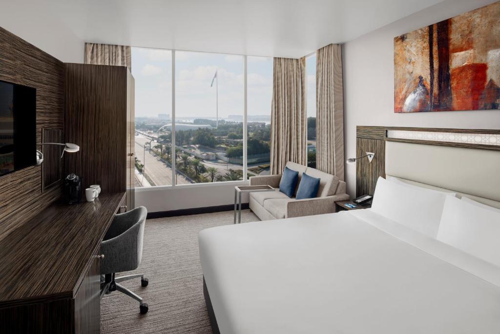 Двухместный (Стандартный двухместный номер с 1 кроватью) отеля Holiday Inn Express Dubai, Jumeirah, Дубай
