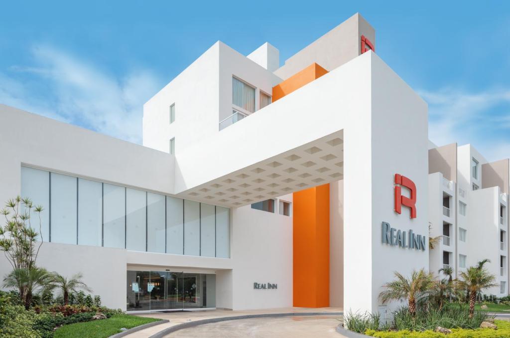 Real Inn Cancún, Канкун