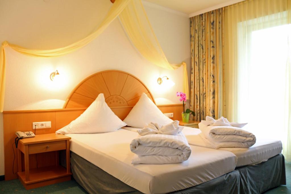 Двухместный (Двухместный номер с 1 кроватью или 2 отдельными кроватями - В главном здании) отеля Alpenhotel Regina, Наудерс