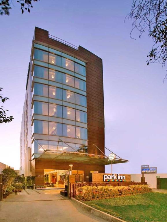 Отель Park Inn Gurgaon, Гургаон