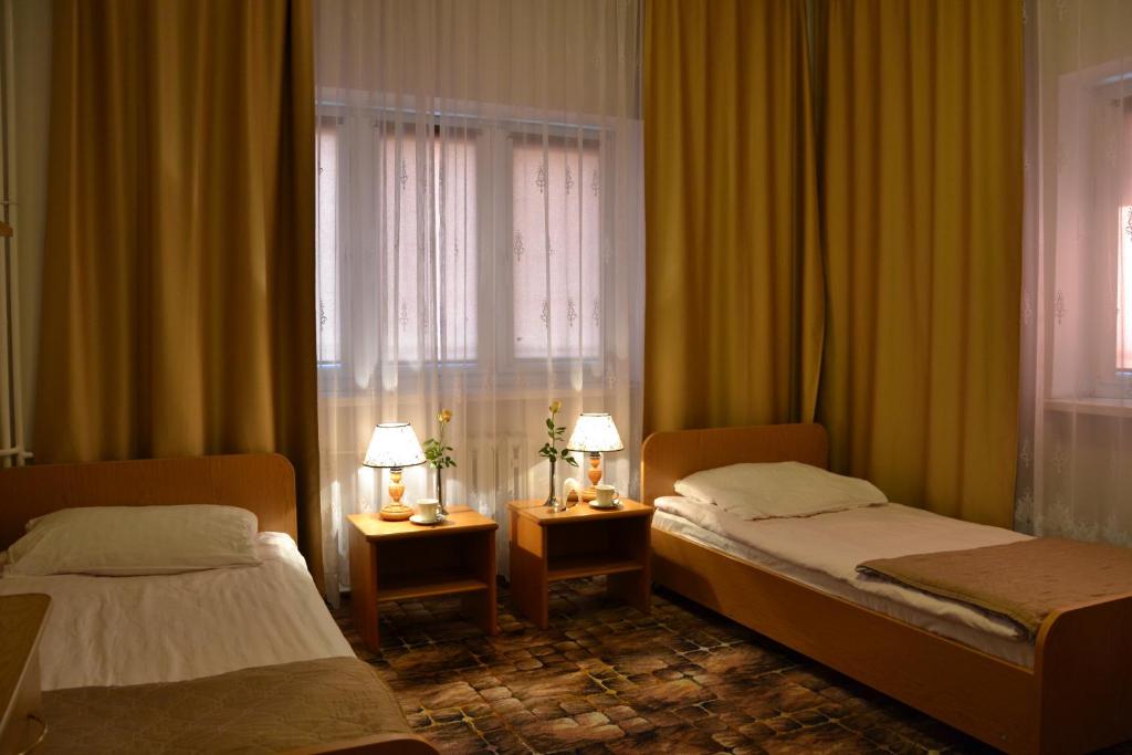Двухместный (Двухместный номер с 2 отдельными кроватями) отеля Hotel Karat, Варшава