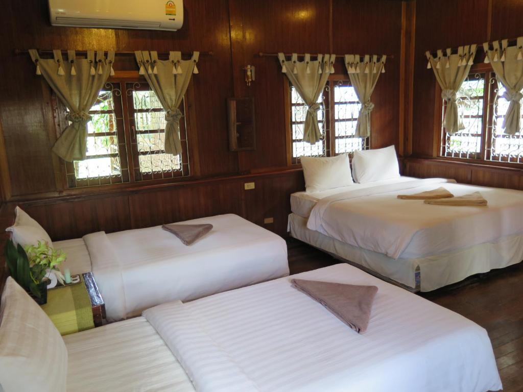 Номер (Бунгало с видом на бассейн (для 4 взрослых)) курортного отеля V-View Beach Resort, Пханган