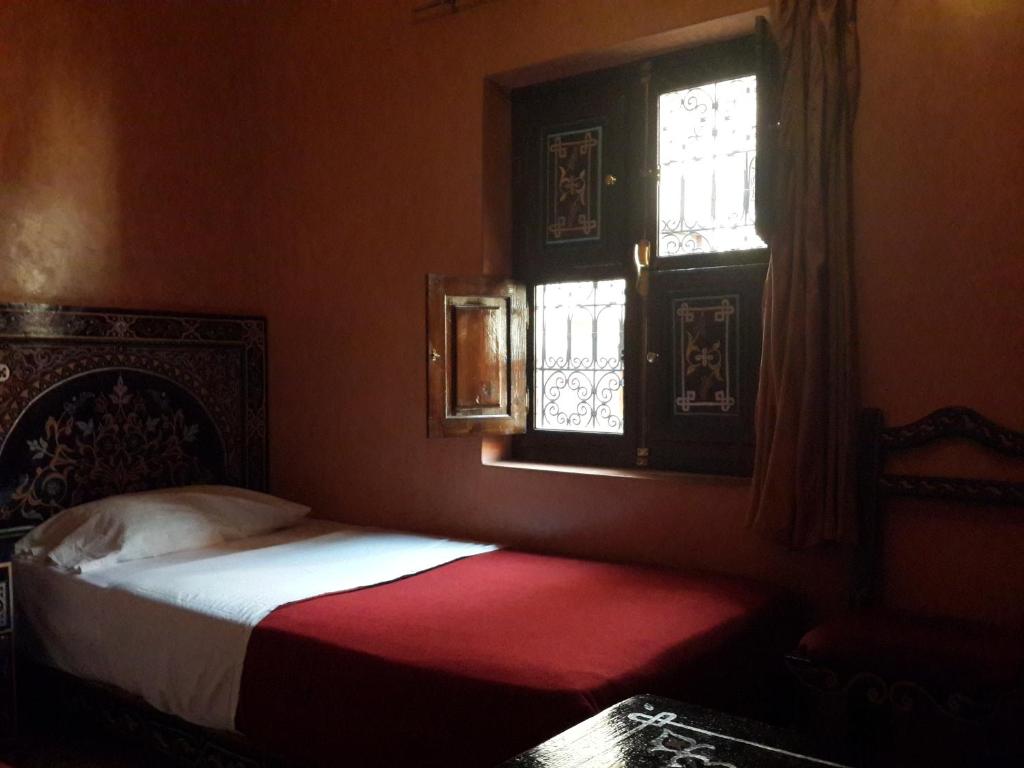 Двухместный (Двухместный номер с 2 отдельными кроватями и общей ванной комнатой) отеля Hotel Cecil, Марракеш