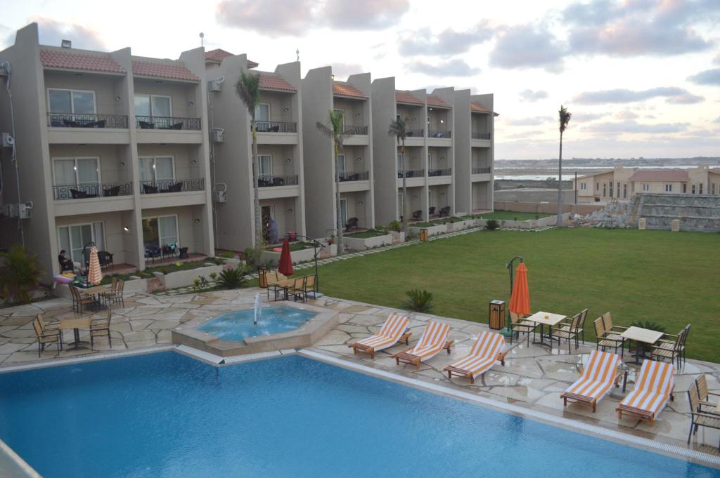 Одноместный (Одноместный номер Делюкс с балконом) курортного отеля Panacea Resort, Александрия