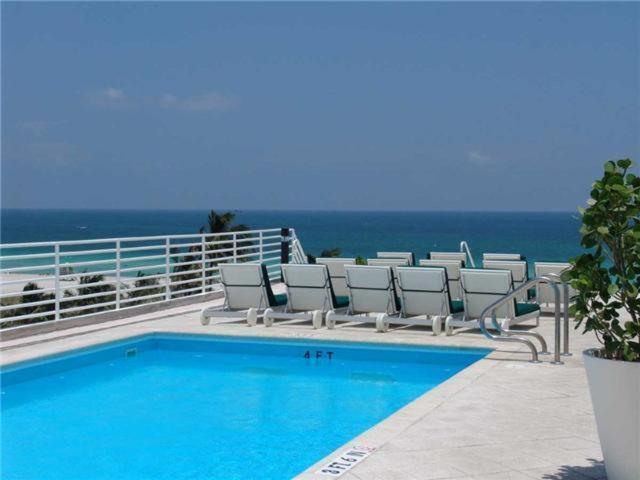 Сьюит (Deluxe Suite Top Floor - Unit B305), Strand Ocean Drive Suites