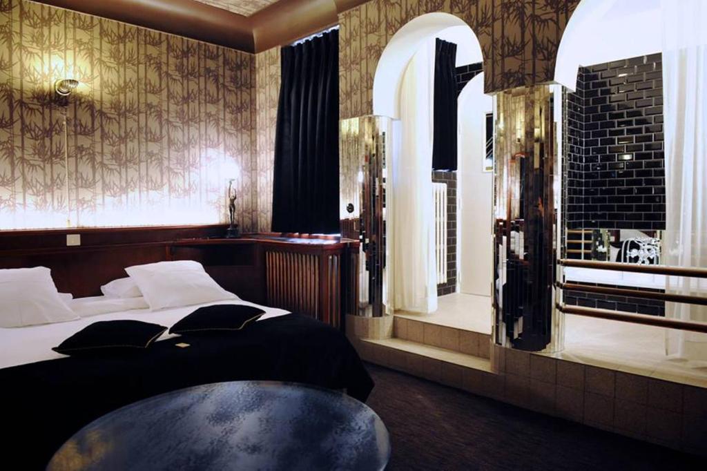 Двухместный (Улучшенный двухместный номер с 1 кроватью) отеля Hotel Le Berger, Брюссель