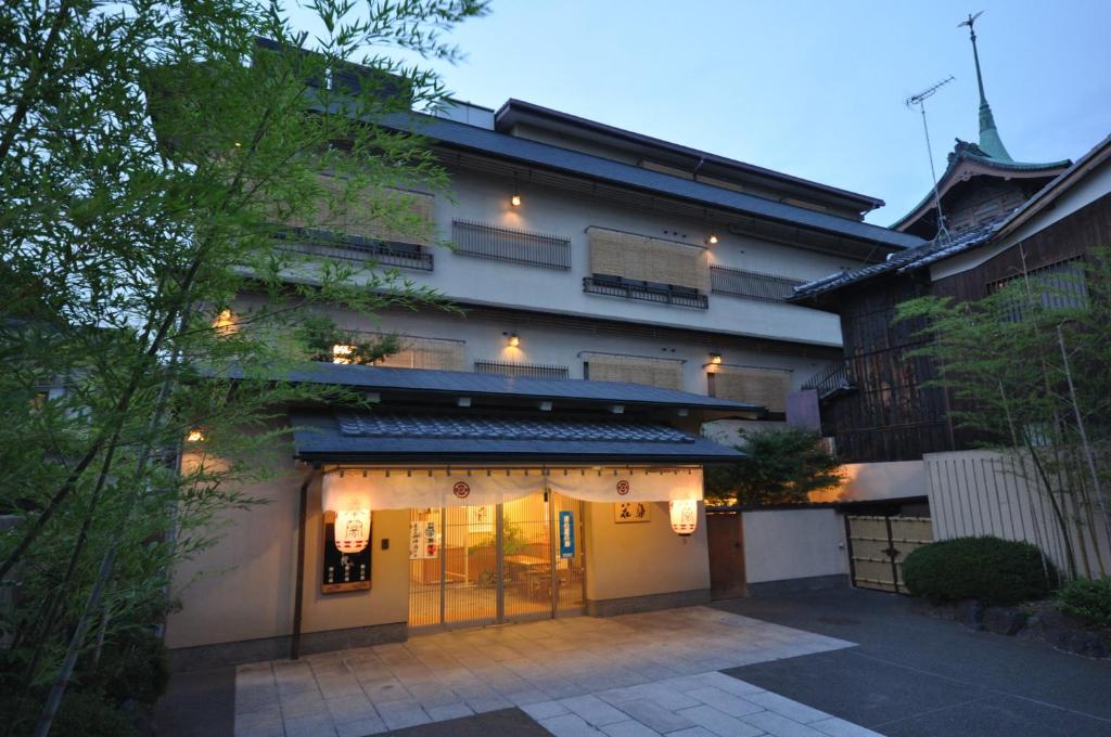 Gion Ryokan Karaku, Киото