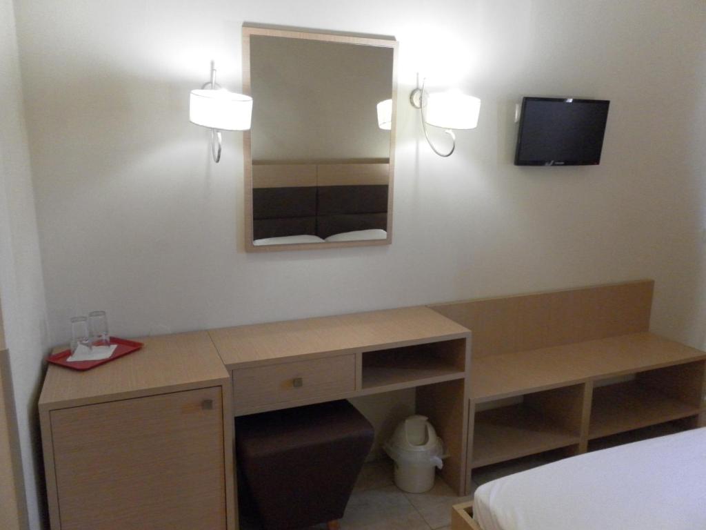 Двухместный (Двухместный номер с 1 кроватью или 2 отдельными кроватями) отеля Esperia, Салоники