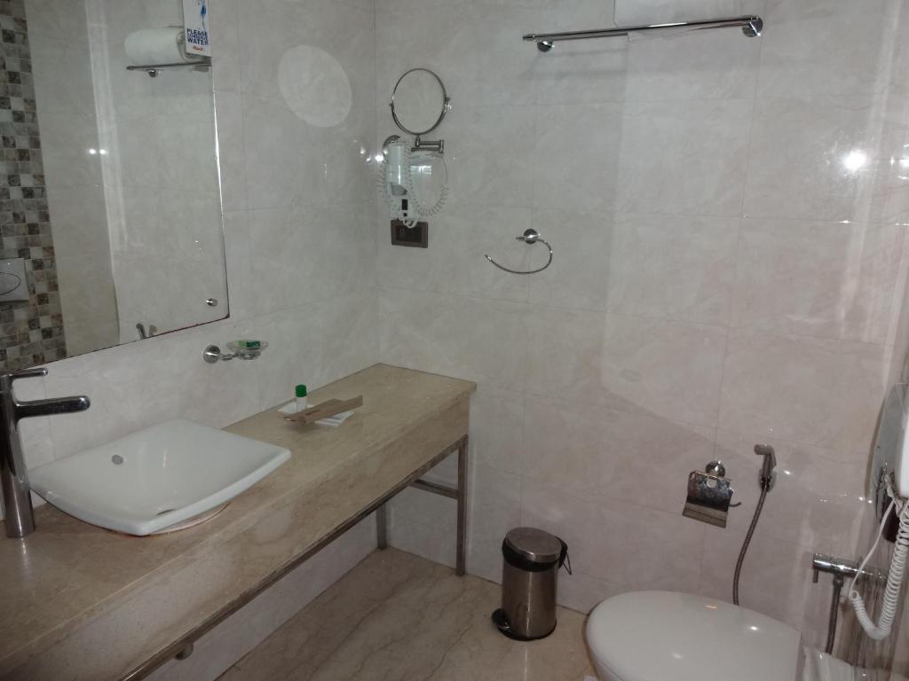 Двухместный (Club  Double or Twin Room with City View), Daspalla Hyderabad