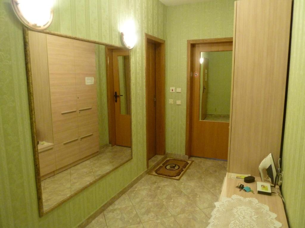 Студио (Большой номер-студио с балконом), Tarnovski Dom Guest Rooms