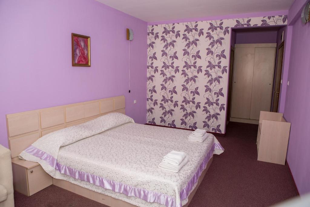 Двухместный (Двухместный номер с 1 кроватью или 2 отдельными кроватями) отеля Sokol Hotel, Сандански