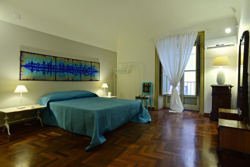 Двухместный (Двухместный номер с 1 кроватью и собственной ванной комнатой) отеля La Locanda dei Corrieri, Палермо