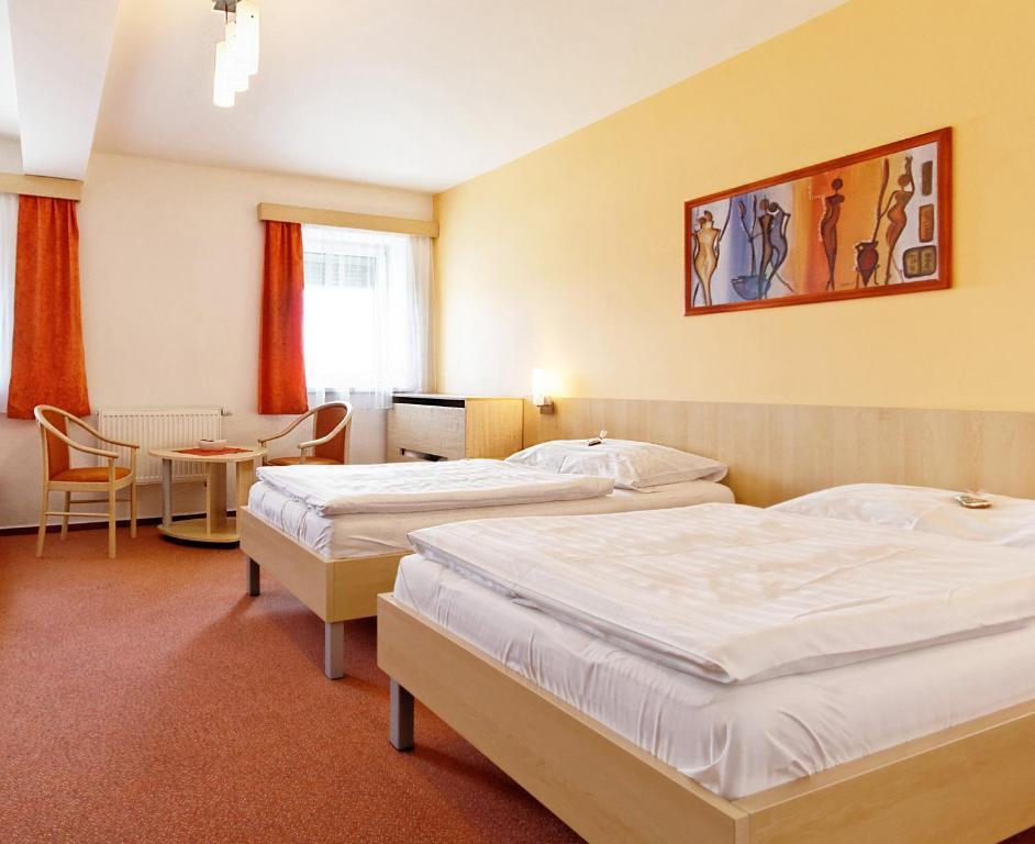 Двухместный (Двухместный номер с 1 кроватью или 2 отдельными кроватями) отеля Senimo, Оломоуц
