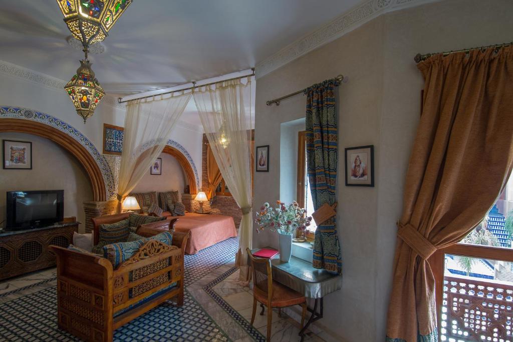 Сьюит (Двухместный люкс с 1 кроватью или 2 отдельными кроватями) отеля Riad Palais Sebban, Марракеш