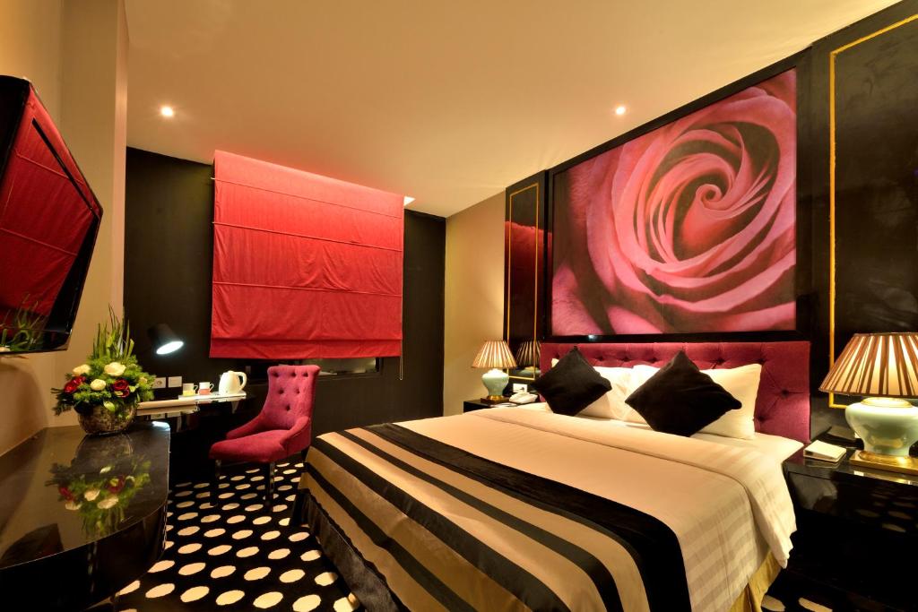 Двухместный (Улучшенный двухместный номер с 1 кроватью или 2 отдельными кроватями) отеля Little Amaroossa Residence, Джакарта