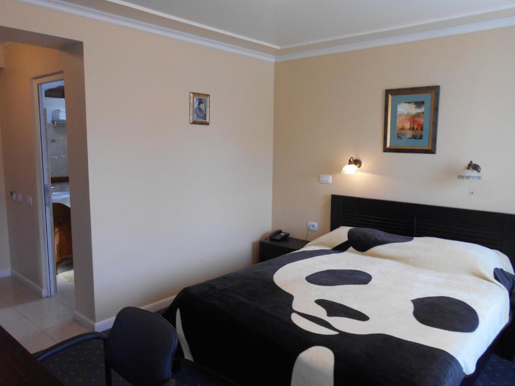 Двухместный (Двухместный номер с 1 кроватью или 2 отдельными кроватями) отеля Hotel Parc Tecuci, Галац