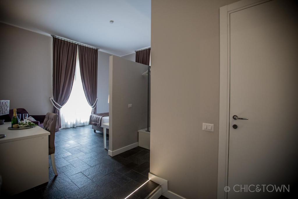 Сьюит (Полулюкс), Chic & Town Luxury Rooms