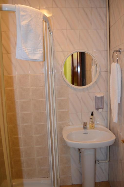 Одноместный (Стандартный одноместный номер с общей ванной комнатой) гостевого дома Pension Salamanca, Саламанка (Кастилия и Леон)