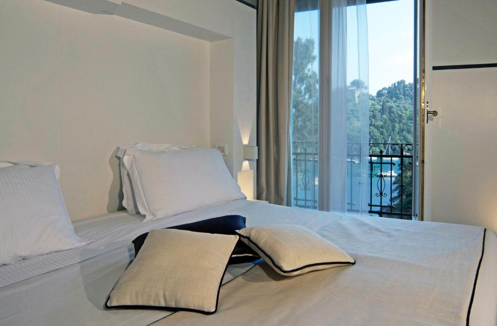 Двухместный (Двухместный номер Делюкс с 1 кроватью или 2 отдельными кроватями и видом на море) отеля Hotel Piccolo Portofino, Портофино