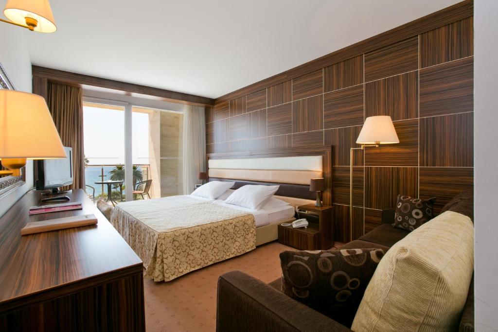 Двухместный (Двухместный номер с 2 отдельными кроватями) отеля Hotel Palas, Петровац