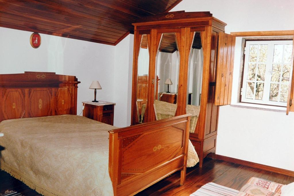 Номер (Дом с 3 спальнями) отеля Quinta do Vale Sanguinho, Сейя
