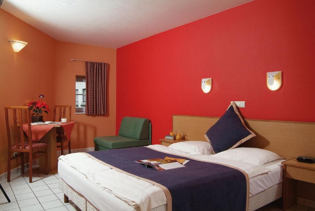 Двухместный (Классический двухместный номер с 1 кроватью) отеля Blanckthys Hotel Voeren, Вурен