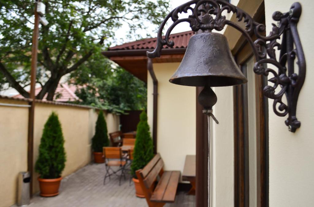 Сьюит (Улучшенный люкс с террасой) гостевого дома Casa Transilvania, Сату-Маре