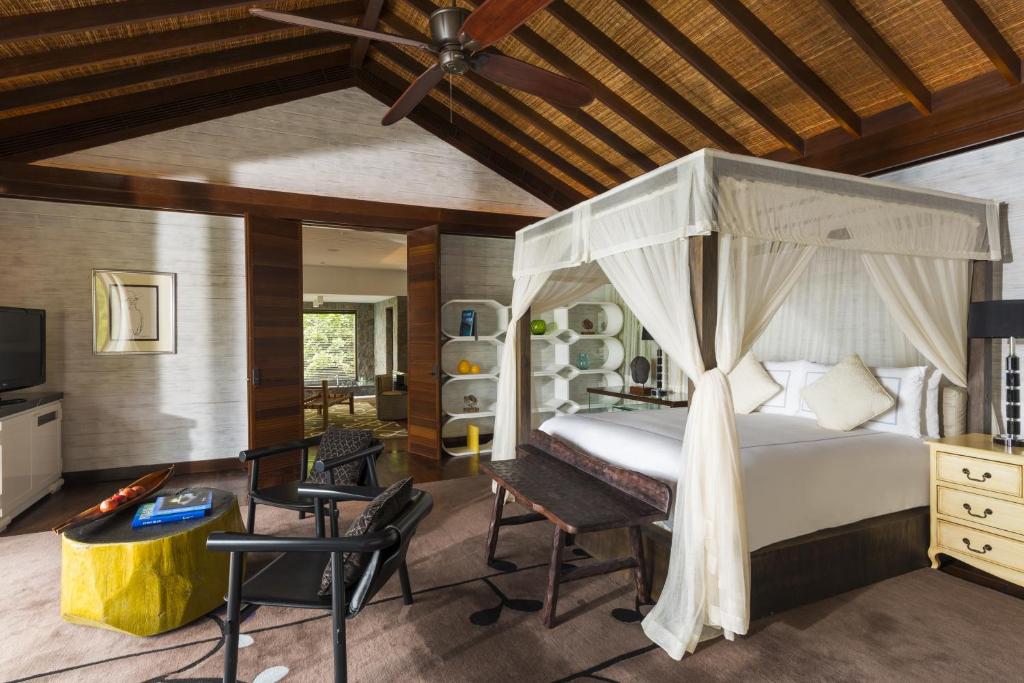 Вилла (Вилла Residence с 5 спальнями с 1 кроватью размера «king-size» в каждой), Four Seasons Resort Seychelles