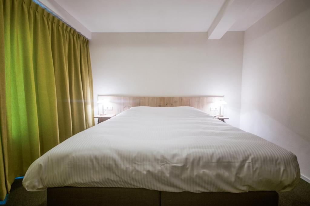 Двухместный (Двухместный номер с 1 кроватью и собственной ванной комнатой) отеля Hotel Taurus, Неймеген