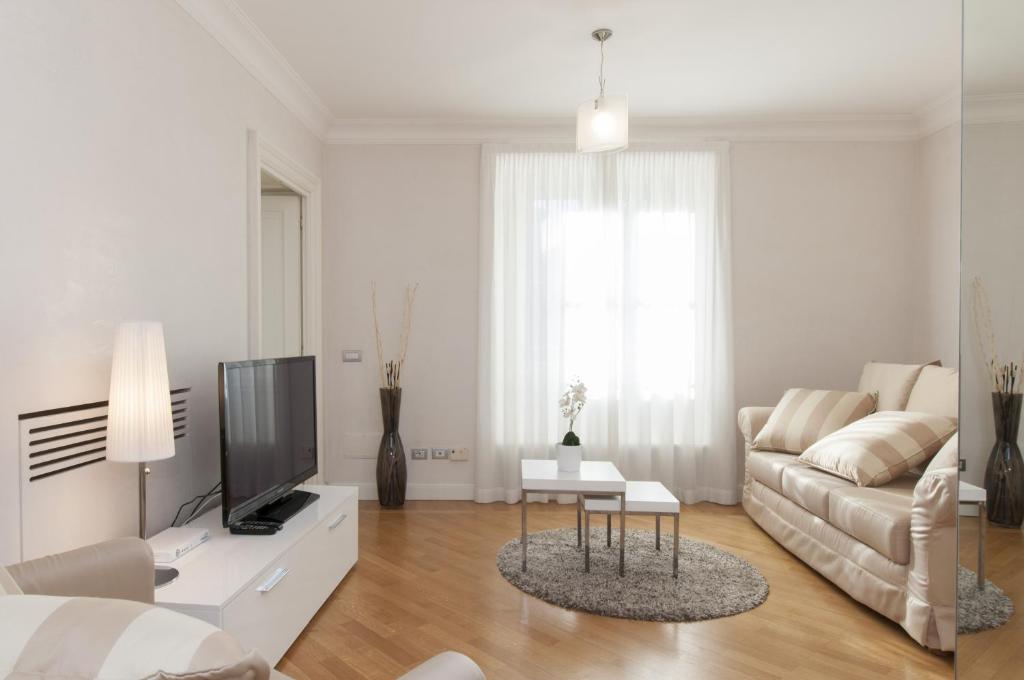 Апартаменты (Просторные апартаменты с 1 спальней: Via dell'Orso, 20) апартамента Milan Royal Suites - Centro, Милан