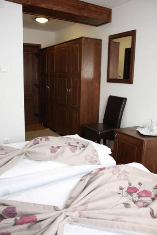 Двухместный (Двухместный номер с 1 кроватью или 2 отдельными кроватями) гостевого дома Conacul Samfirei, Аришени